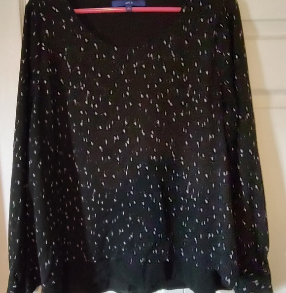 Apt. 9 Tops - Women's Long Sleeve Blouse APT 9